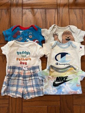 Mixed Baby Onesie Bundle - 5 onesies and a pair of shorts